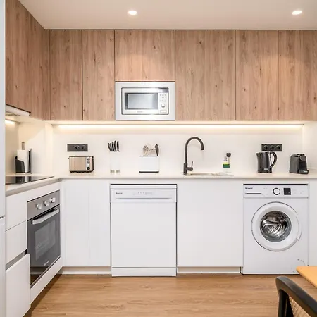 Apartment Limehome Barcelona Placa Pirineus *