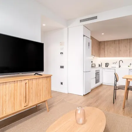 Apartment Limehome Barcelona Placa Pirineus *