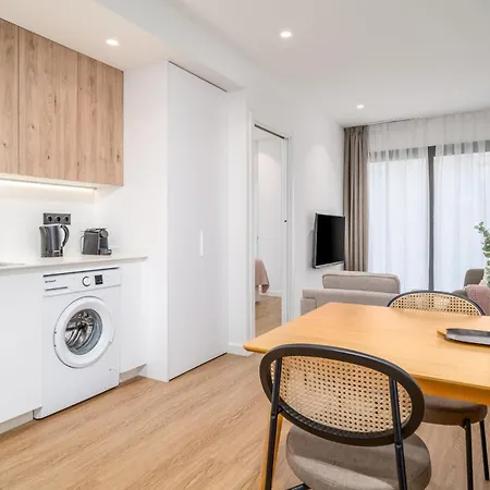 Limehome Barcelona Placa Pirineus Apartment L'Hospitalet de Llobregat